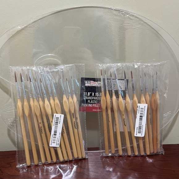 Other - Wooden Handle Paintbrush Set with Transparent Palette